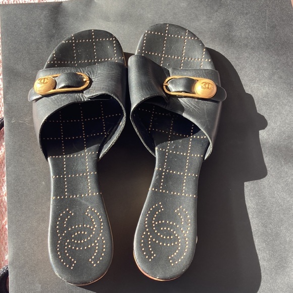 Chanel black with wooden plank shoes size 39 - Picture 6 of 8